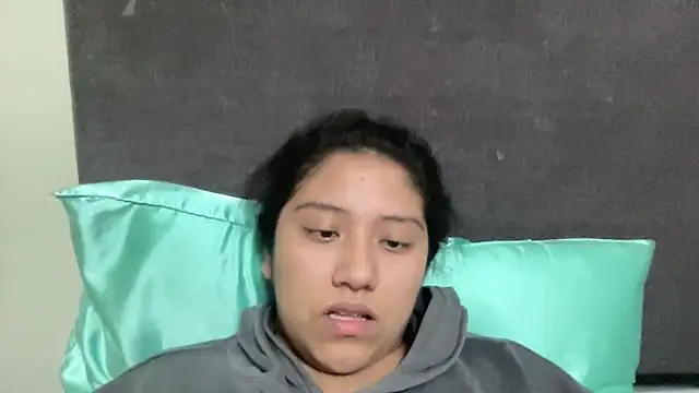 Kmiii21 online show from 10-22-25, 02:22