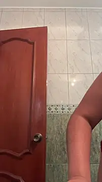 Snapshot of Kmiii21 chatting on 03-25-26, 06:40 Kmiii21 online show from 03-25-26, 06:40