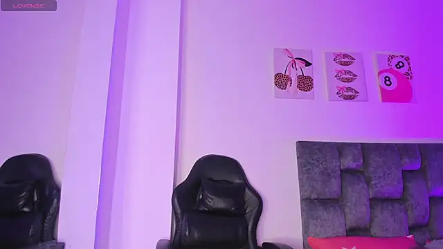 kittymonroe1 online show from 05-06-26, 05:50