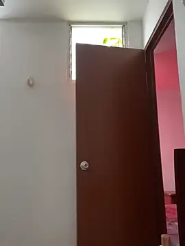 Selena Roa online show from 10-26-25, 12:05