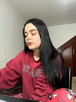 Selena Roa online show from 11-02-25, 12:37