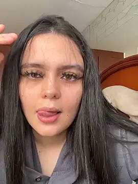 Selena Roa online show from 05-25-26, 09:13