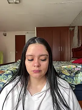 Selena Roa online show from 05-16-26, 12:48