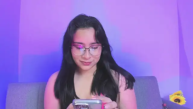 miah storm online show from 12-14-25, 02:18