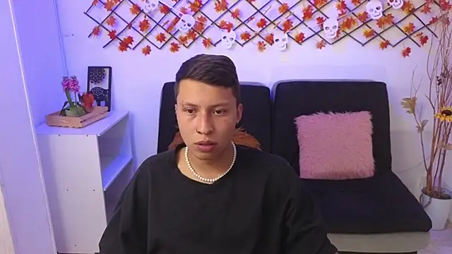 Martin West online show from 10-23-25, 11:47