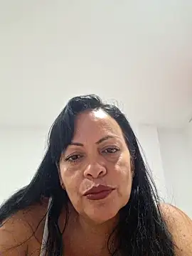 viviana-sexi online show from 05-27-26, 02:41