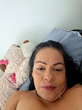 Snapshot of viviana-sexi chatting on 07-14-26, 05:30 viviana-sexi online show from 07-14-26, 05:30