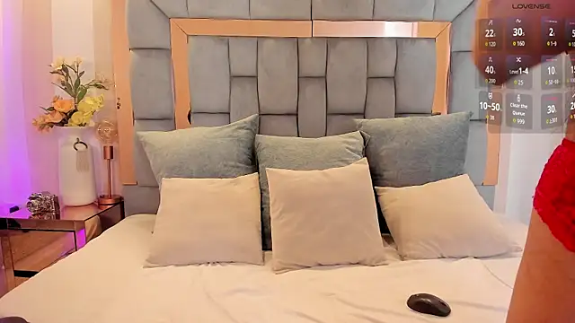 mirandaduboiss online show from 10-27-25, 05:03