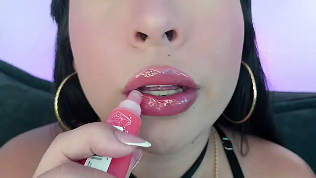 mia roux1 online show from 05-17-26, 12:10