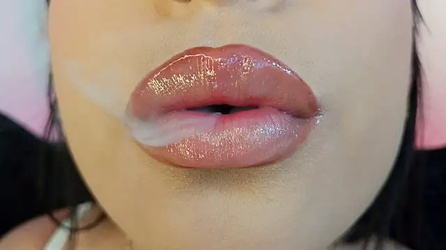 mia roux1 online show from 04-25-26, 11:57