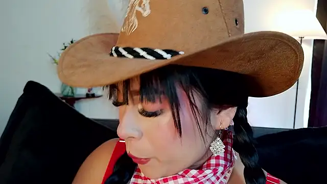 mia roux1 online show from 02-08-26, 08:06