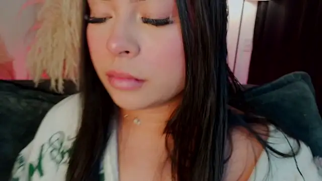 mia roux1 online show from 01-13-26, 12:47