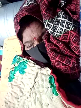 Cuty sapna online show from 11-12-25, 12:04