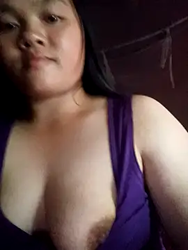 Snapshot of model-sexxy chatting on 10-22-25, 05:18 model-sexxy online show from 10-22-25, 05:18