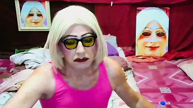 horni4luv online show from 04-08-26, 08:21