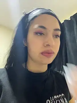 Snapshot of Chuchii05 chatting on 11-26-25, 05:29 Chuchii05 online show from 11-26-25, 05:29