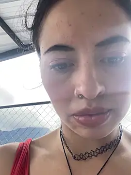 Snapshot of Chuchii05 chatting on 02-16-26, 03:32 Chuchii05 online show from 02-16-26, 03:32