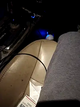 Snapshot of smoothkFire chatting on 11-20-25, 06:47 smoothkFire online show from 11-20-25, 06:47