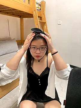 Snapshot of Nlen_baby chatting on 12-22-25, 12:05 Nlen baby online show from 12-22-25, 12:05