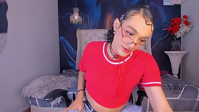 Mika  velvet online show from 02-17-26, 09:12