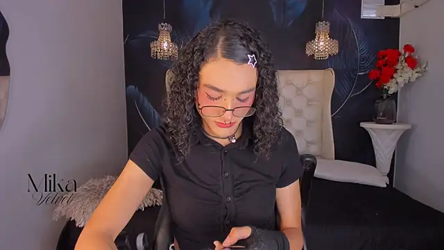 Mika  velvet online show from 02-16-26, 09:24