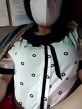 love-xx online show from 02-17-26, 11:13