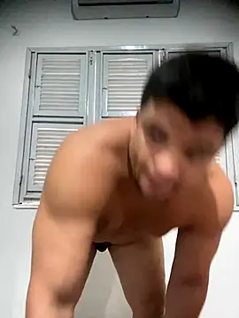 Snapshot of Bkackmamba chatting on 12-19-25, 08:00 Bkackmamba online show from 12-19-25, 08:00