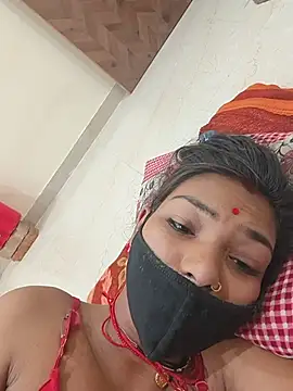 Snapshot of Bhumika_Love chatting on 06-23-26, 10:08 Bhumika Love online show from 06-23-26, 10:08