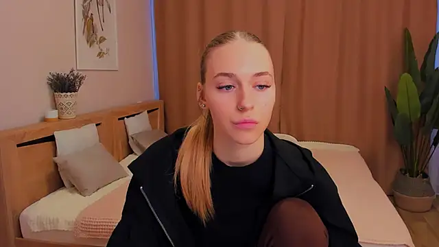 sassy cutie online show from 02-18-26, 02:24