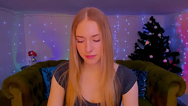 sassy cutie online show from 12-21-25, 09:00