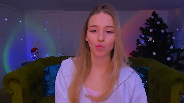 sassy cutie online show from 01-10-26, 01:17