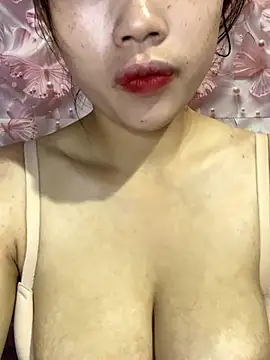 kitty-20x online show from 11-15-25, 10:41