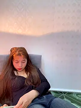 kitty-20x online show from 12-18-25, 09:18