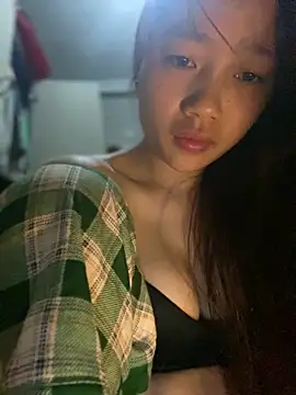 kitty-20x online show from 12-18-25, 09:14