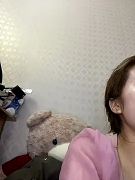 kitty-20x online show from 12-15-25, 01:17