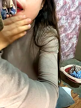 kitty-20x online show from 11-08-25, 09:24