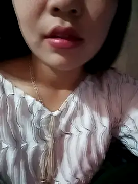 -Lanaa- online show from 11-20-25, 10:09