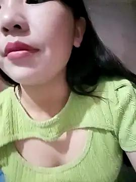 -Lanaa- online show from 11-17-25, 09:02