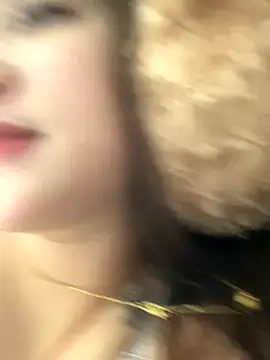 helo-kitty online show from 10-31-25, 08:44