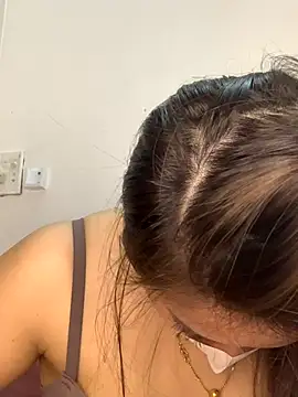 helo-kitty online show from 11-23-25, 02:38