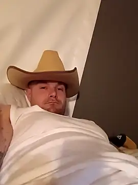 DadDDick925 online show from 12-20-25, 03:37