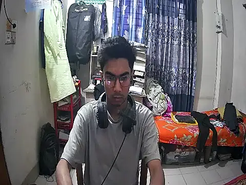 Snapshot of alfarabisami chatting on 03-20-26, 08:15 alfarabisami online show from 03-20-26, 08:15