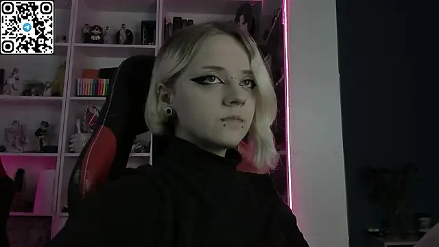 Holy Mistress S online show from 03-15-26, 10:11