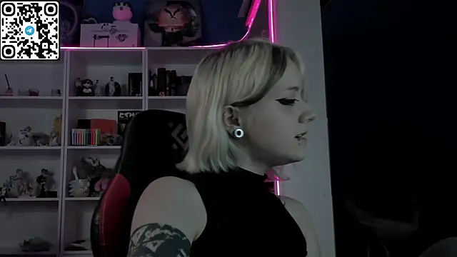 Holy Mistress S online show from 06-03-26, 09:54