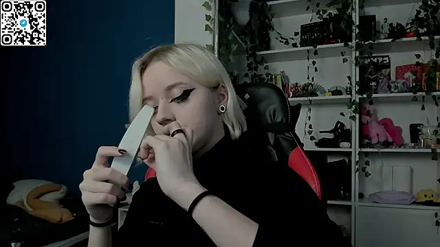 Holy Mistress S online show from 12-02-25, 10:28