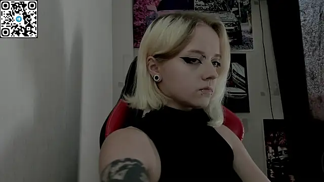 Holy Mistress S online show from 07-18-26, 10:13