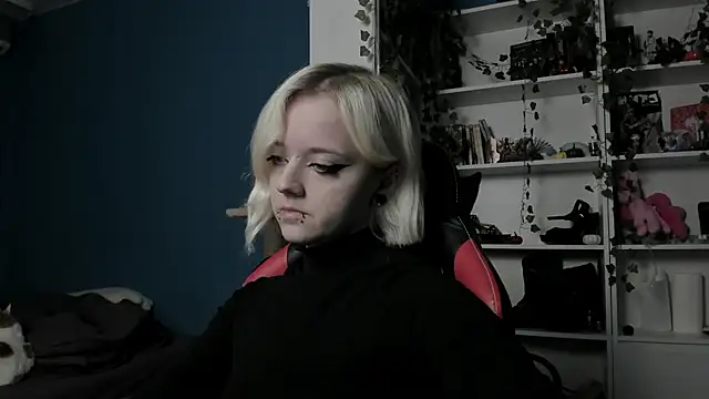 Holy Mistress S online show from 11-23-25, 09:41