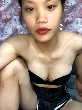 Snapshot of kity-cute chatting on 10-22-25, 06:13 kity-cute online show from 10-22-25, 06:13