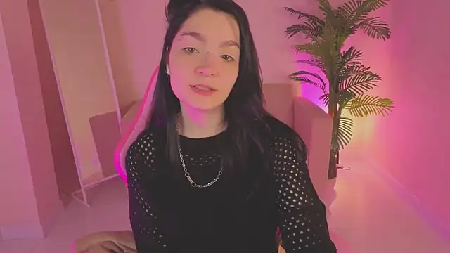 Linda Sweetiest online show from 12-20-25, 12:13