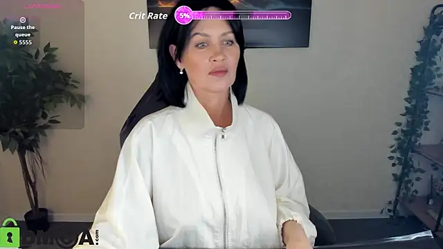 Sara Devills online show from 05-31-26, 06:19